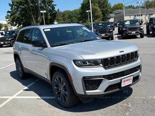 New 2026 Jeep Grand Cherokee Limited AWD/4WD image 2