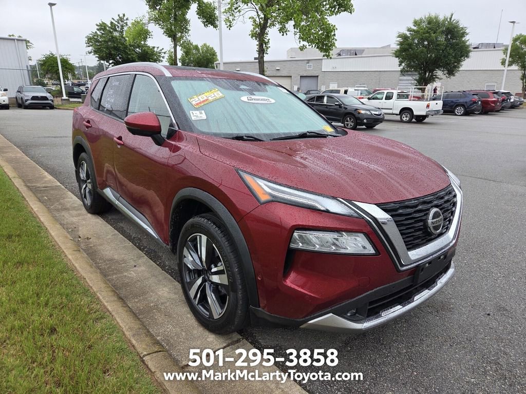 Used 2021 Nissan Rogue Platinum FWD image 3