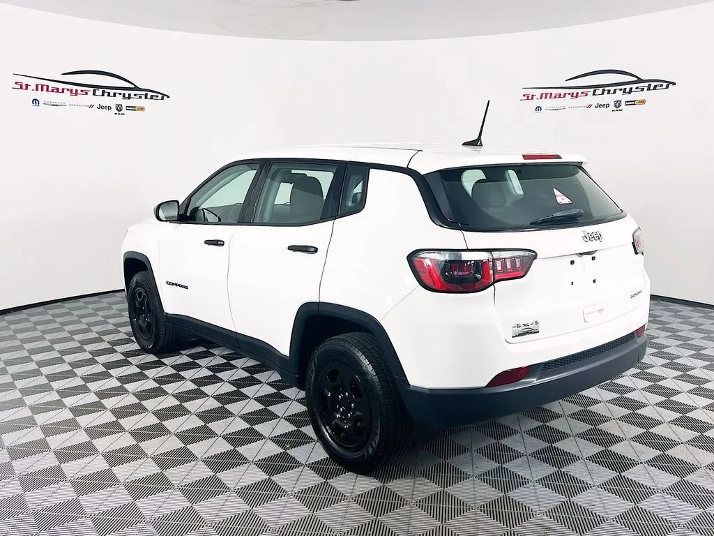 Used 2019 Jeep Compass Sport AWD/4WD image 6