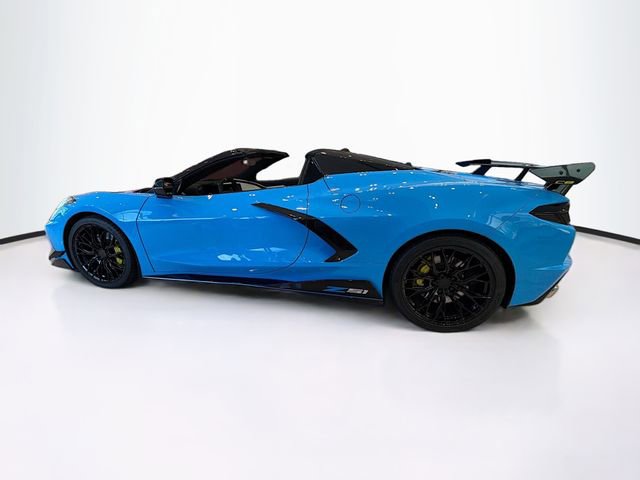 Used 2022 Chevrolet Corvette Stingray Premium Conv w/ Z51 Performance Package image 4