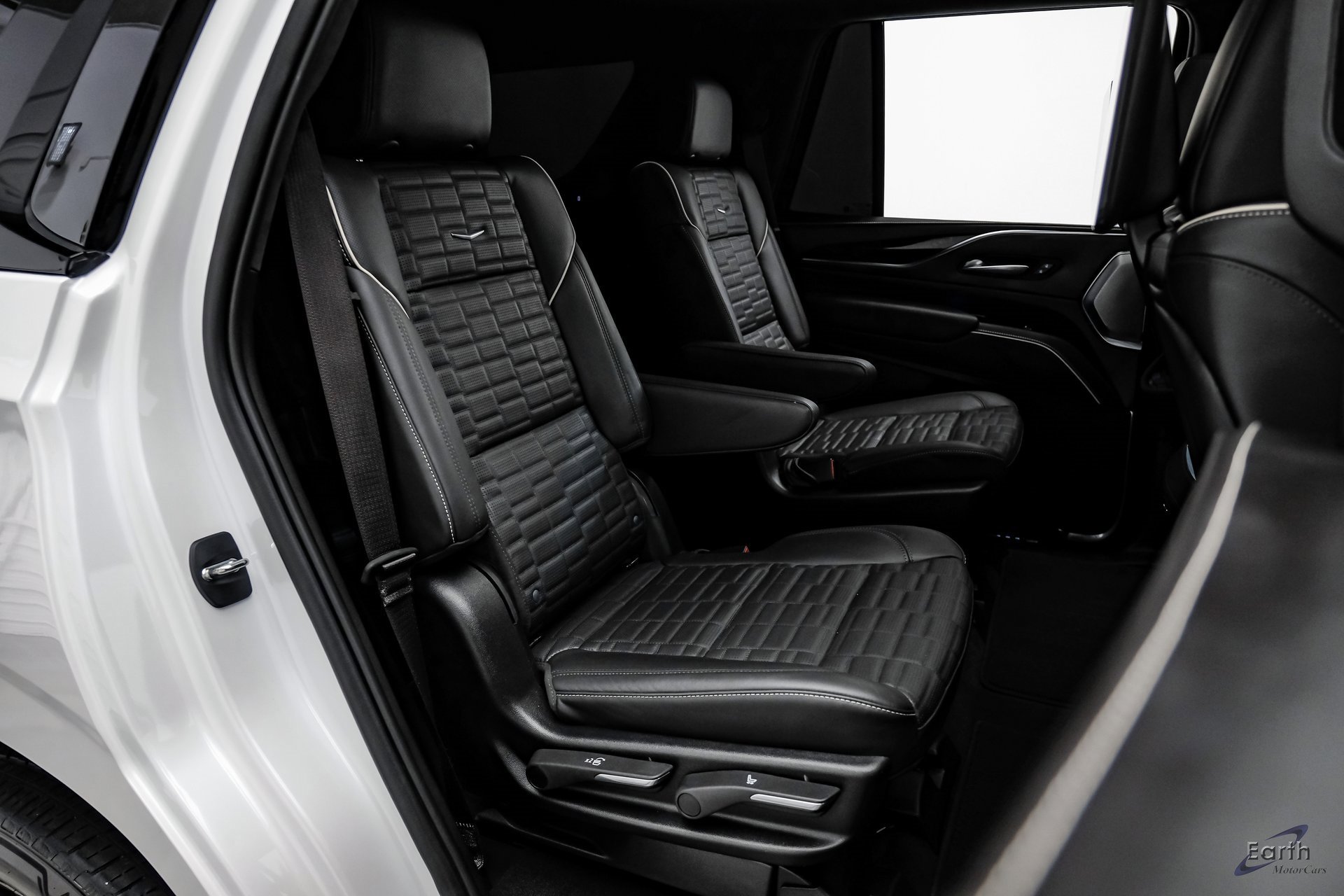 Used 2023 Cadillac Escalade V image 74