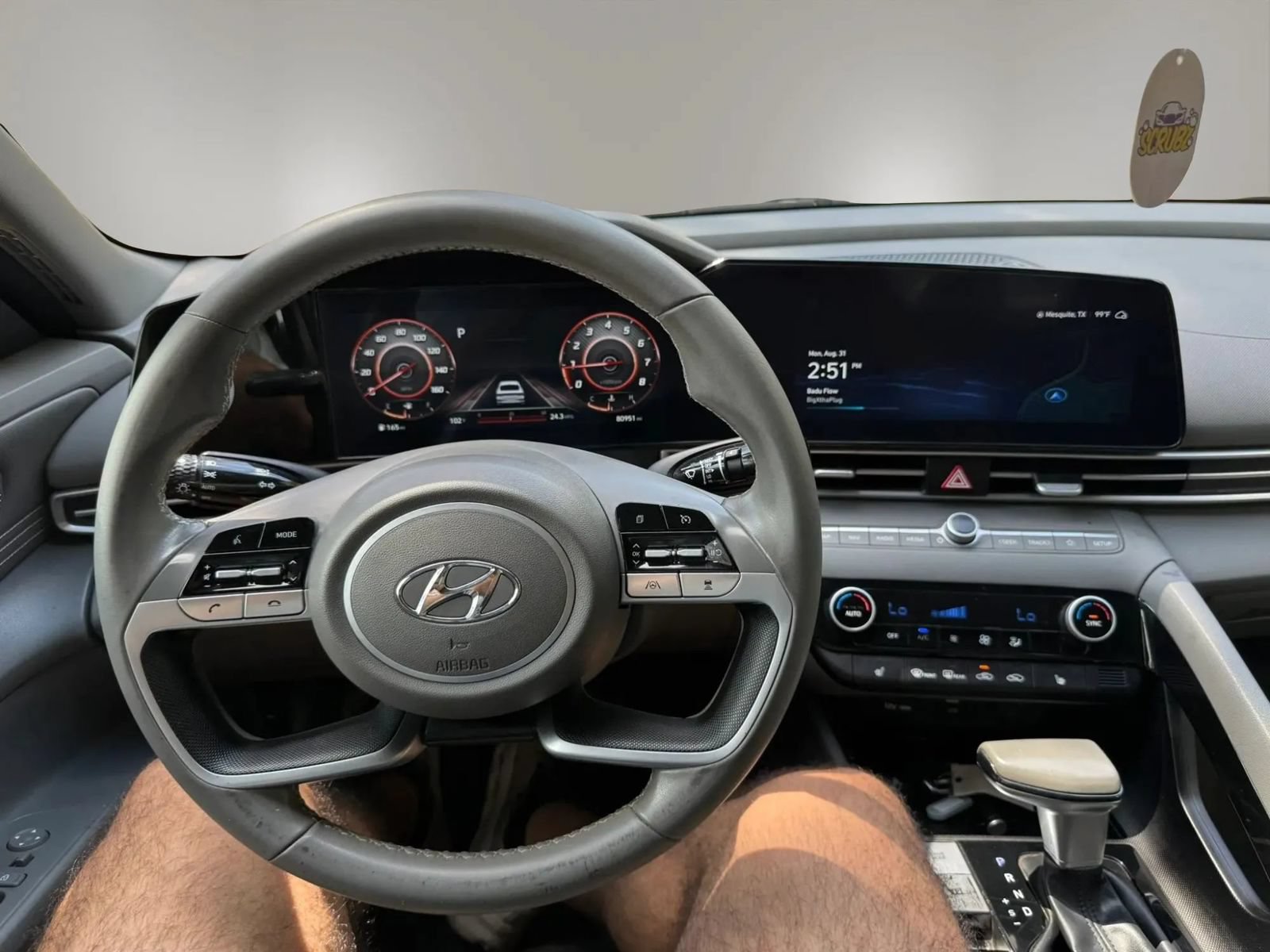 Used 2023 Hyundai Elantra SEL w/ Convenience Package FWD image 23