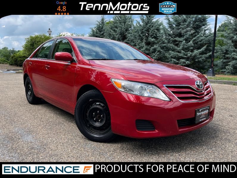 Used 2011 Toyota Camry LE FWD image 3