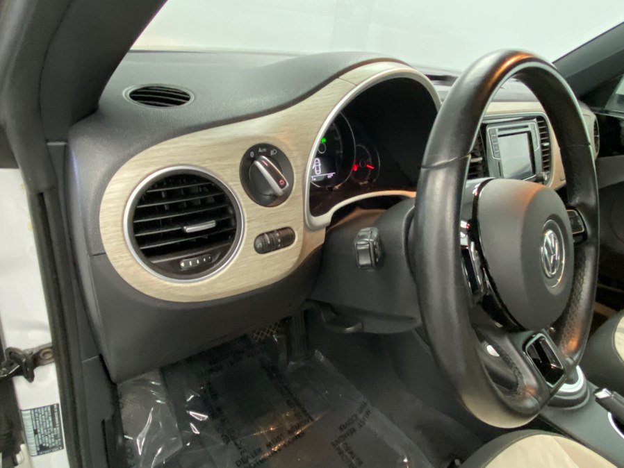 Used 2018 Volkswagen Beetle 2.0T Coast FWD image 42