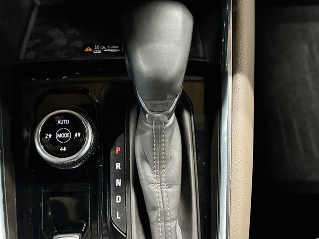 Used 2024 GMC Canyon Denali w/ LPO, Denali Black Edition image 17