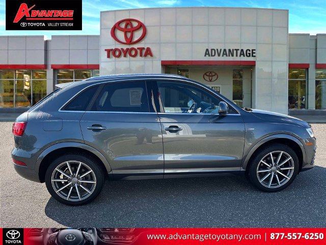 Used 2018 Audi Q3 2.0T Premium Plus w/ Premium Plus Package AWD/4WD image 5
