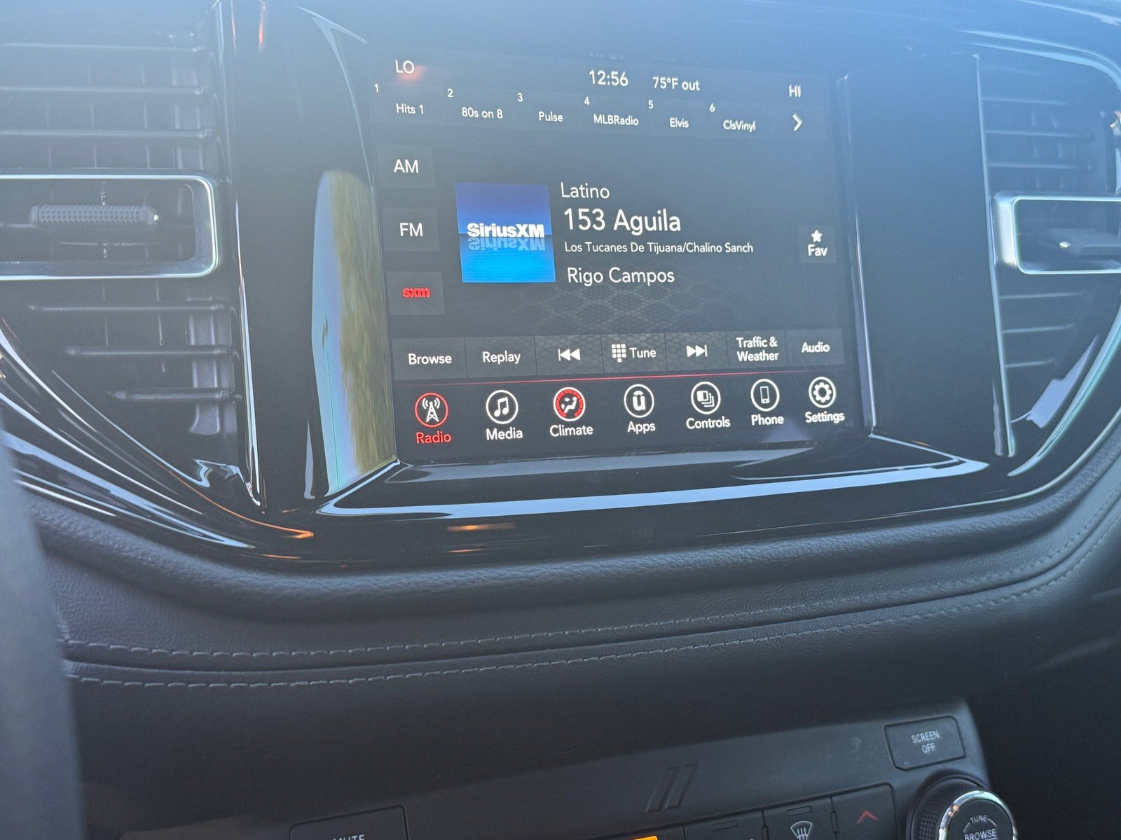 Used 2021 Dodge Durango SXT image 16