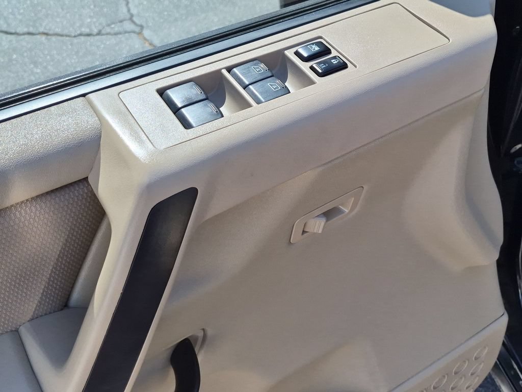 Used 2008 Nissan Titan XE RWD image 28