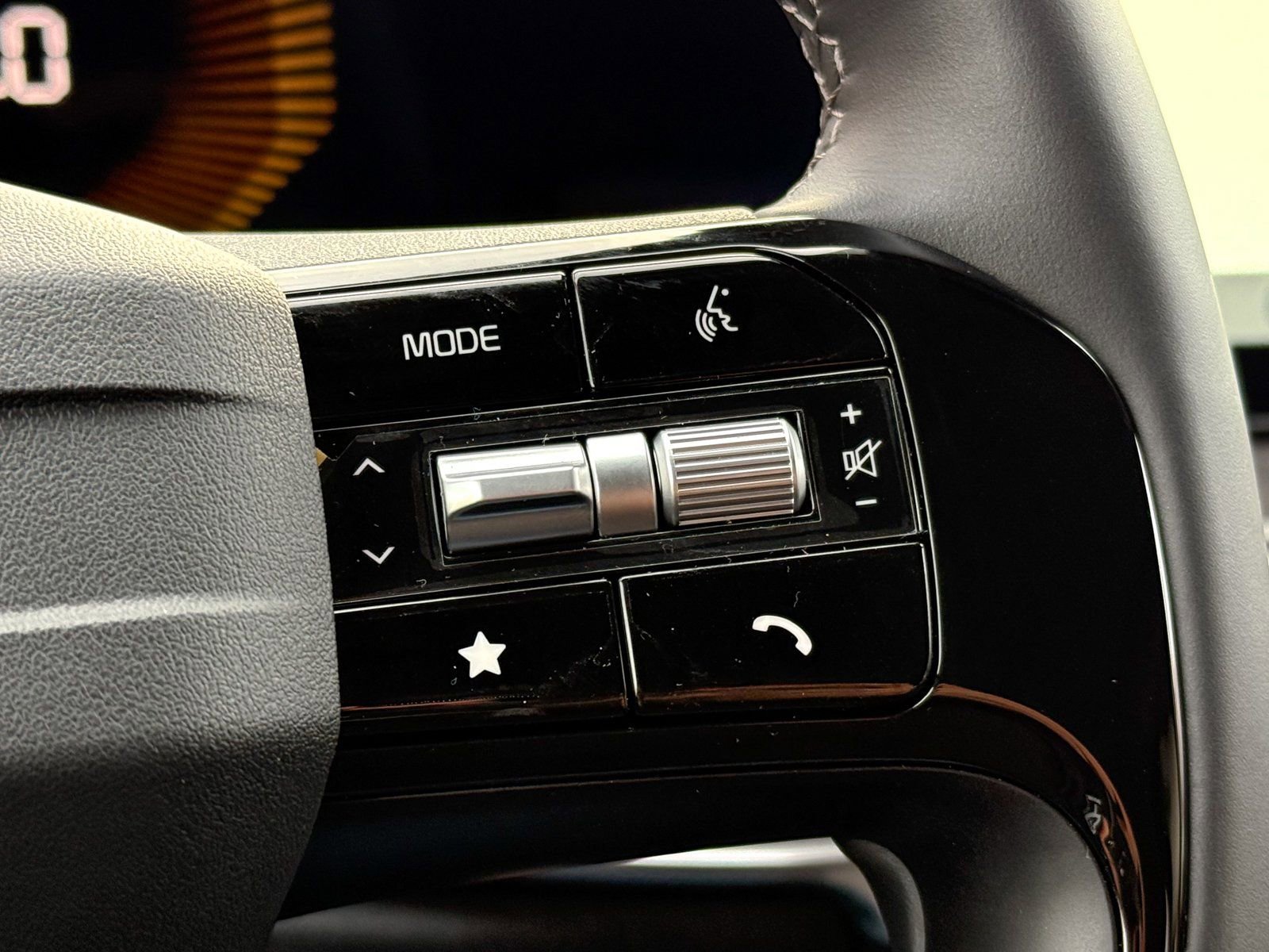 New 2026 Kia Sorento X-Line EX image 25