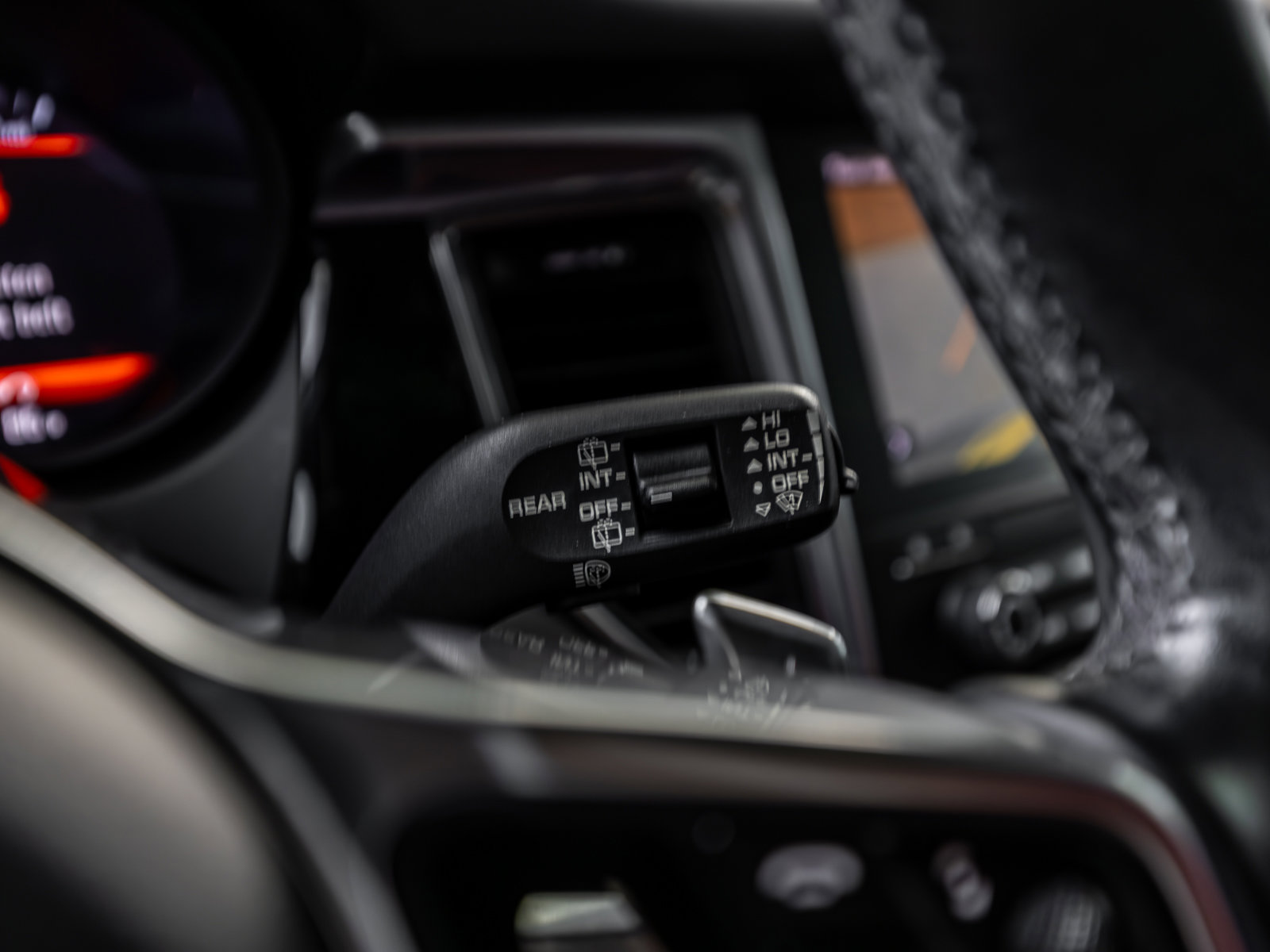 Used 2017 Porsche Macan GTS AWD/4WD image 64