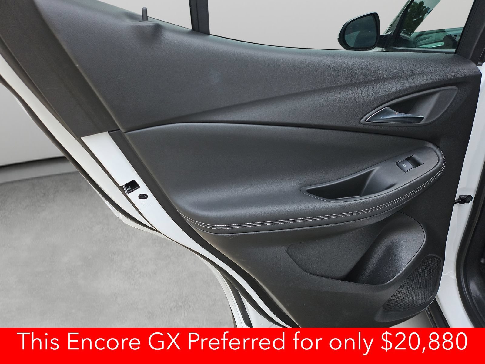 Used 2025 Buick Encore GX Preferred FWD image 35