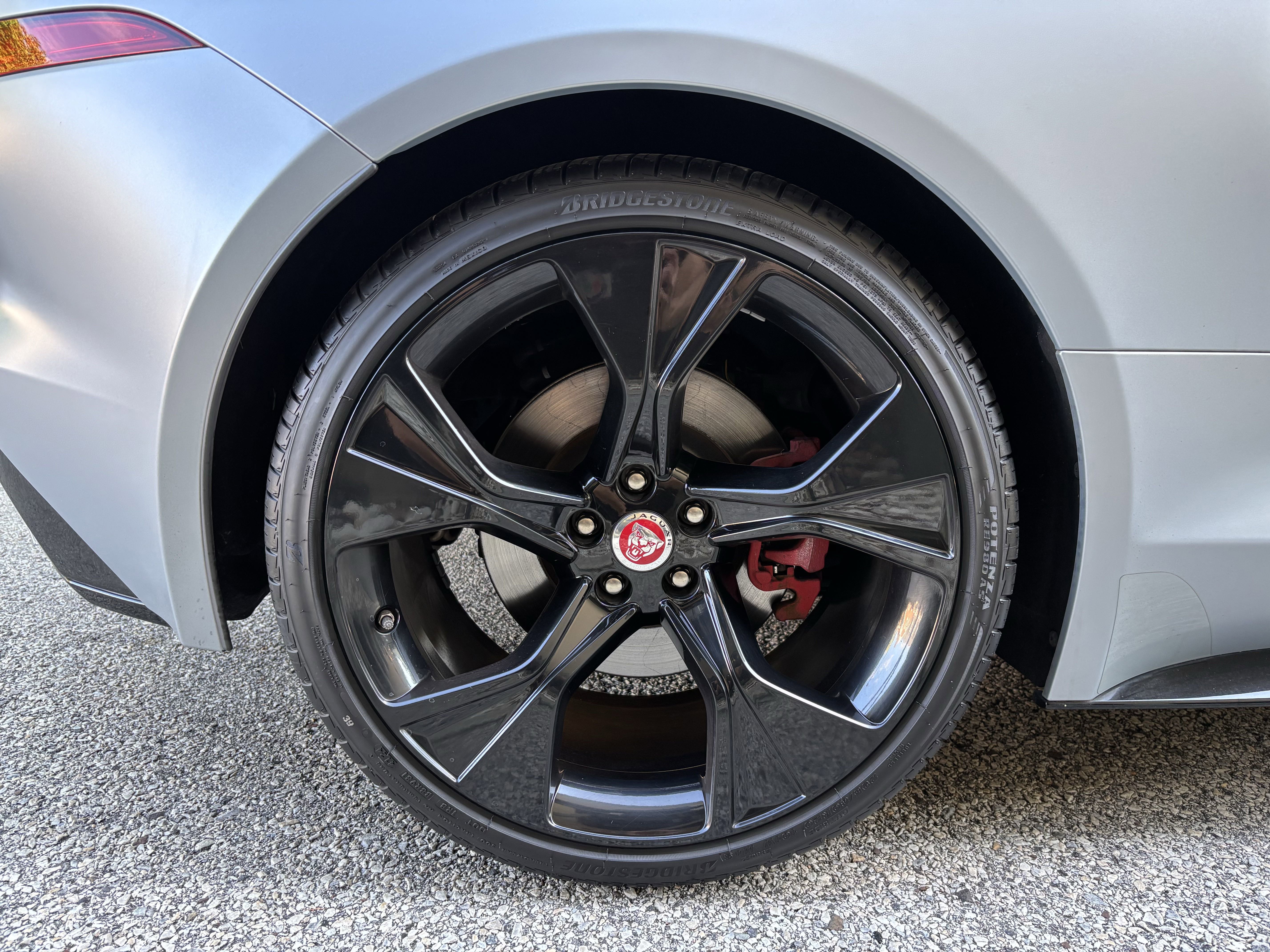 Used 2021 Jaguar F-TYPE R-Dynamic image 14