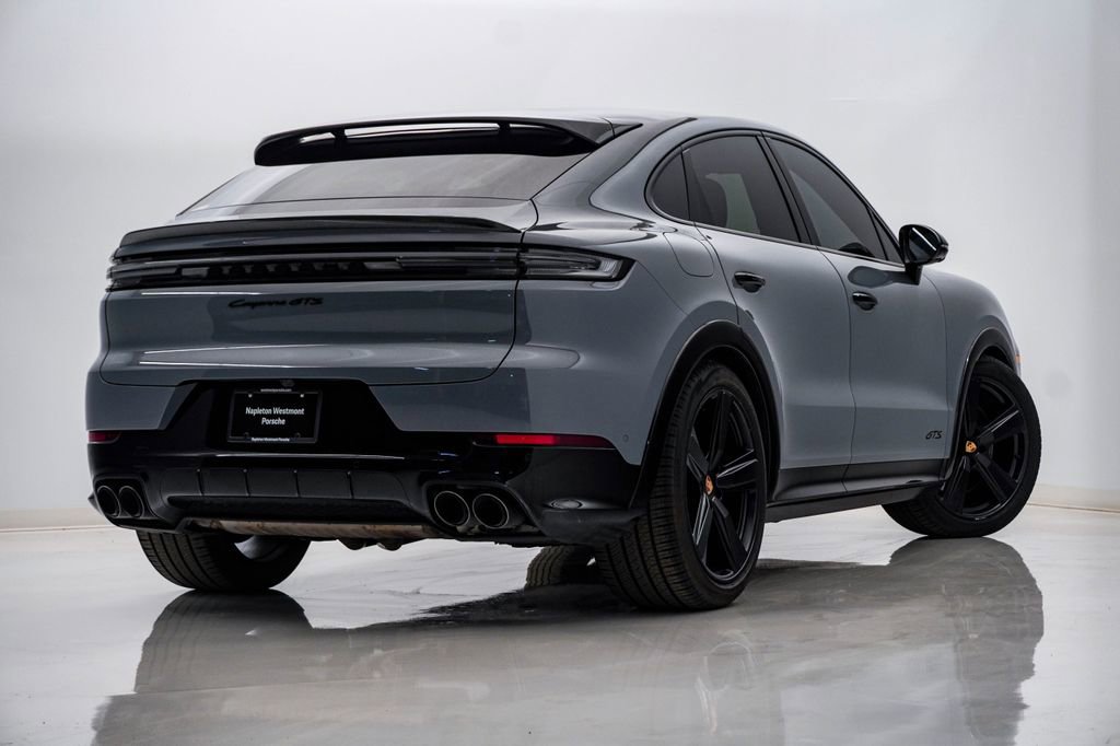 Certified 2025 Porsche Cayenne GTS AWD/4WD image 11