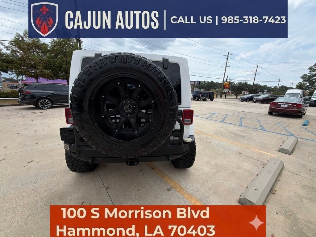 Used 2017 Jeep Wrangler Unlimited Rubicon AWD/4WD image 17