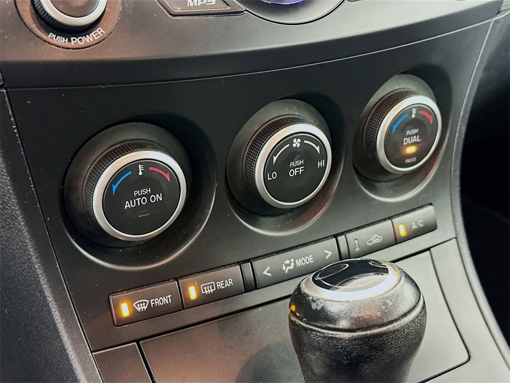 Used 2013 MAZDA MAZDA3 i Touring image 14