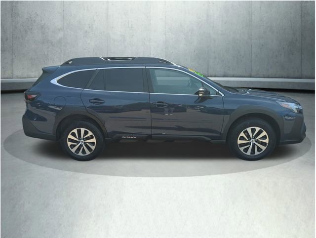 Used 2024 Subaru Outback Premium AWD/4WD image 7