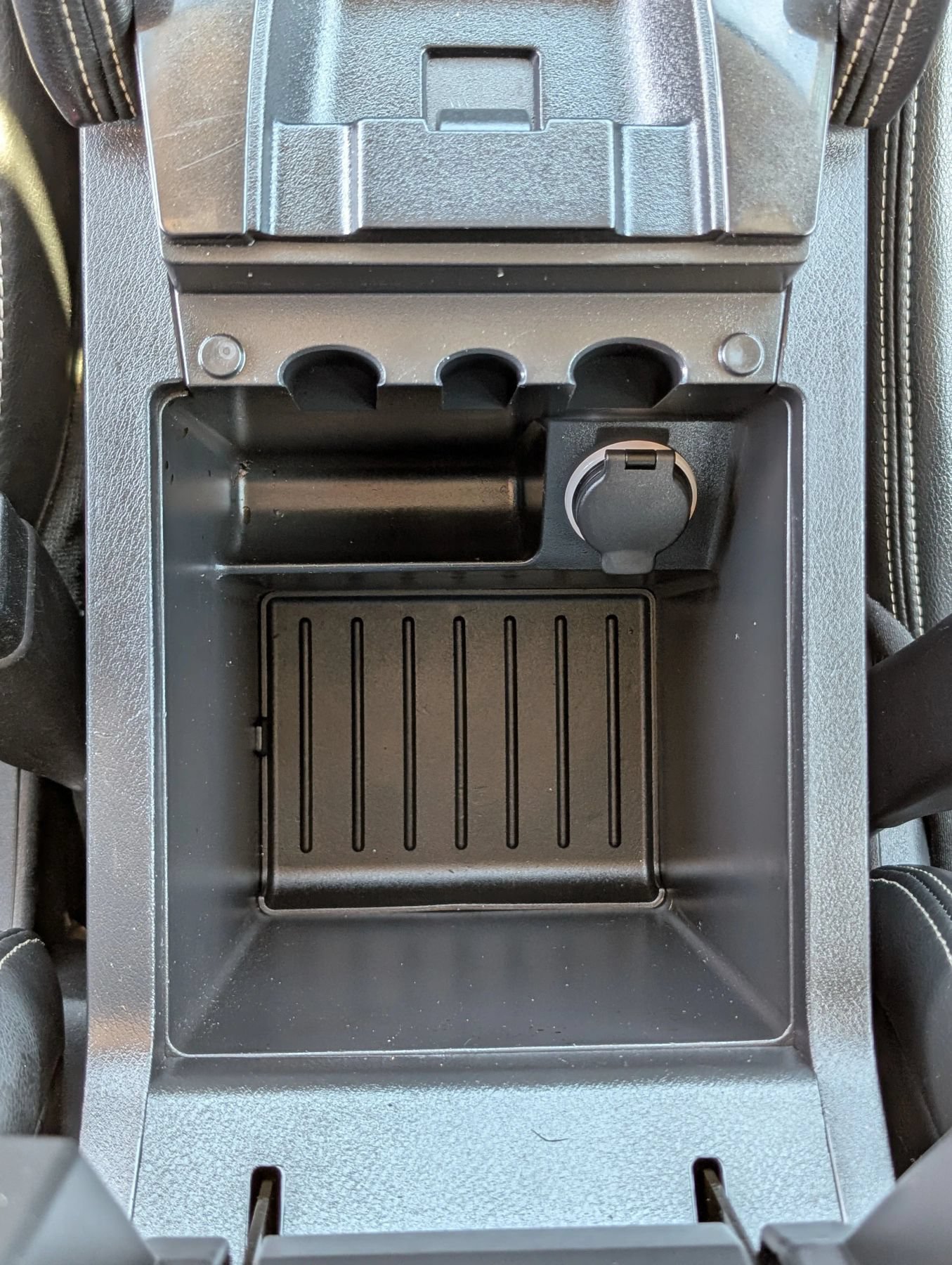 Used 2020 Nissan Maxima 3.5 SV w/ Floor Mat Group FWD image 31
