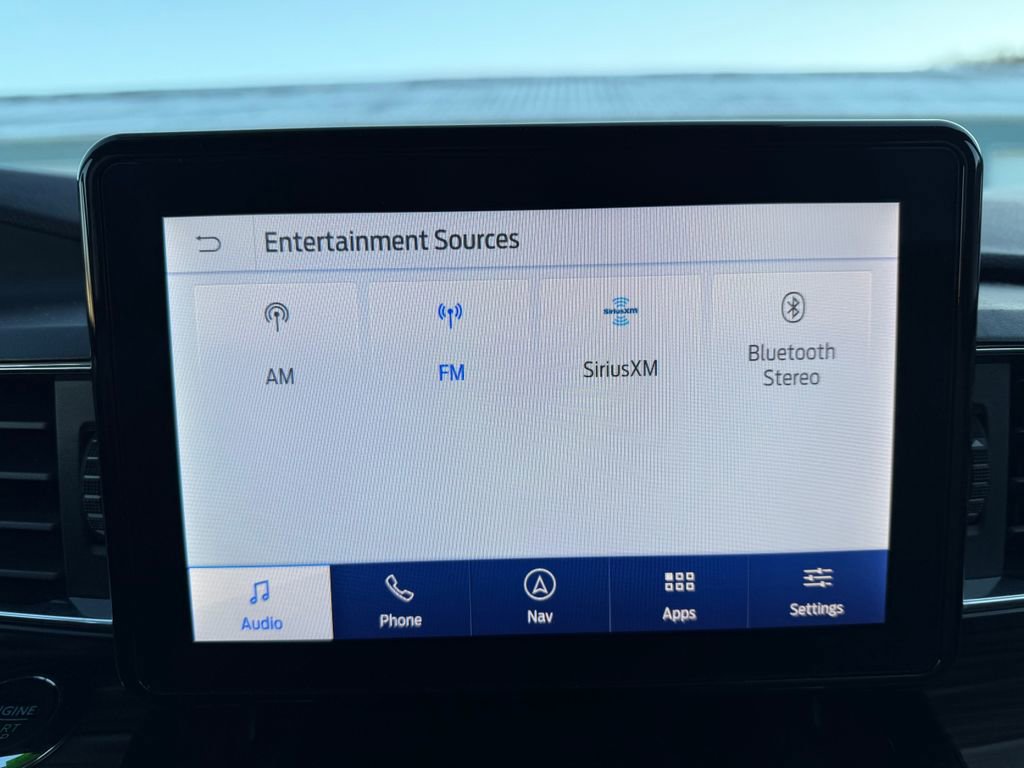 Used 2023 Ford Explorer Limited AWD/4WD image 31