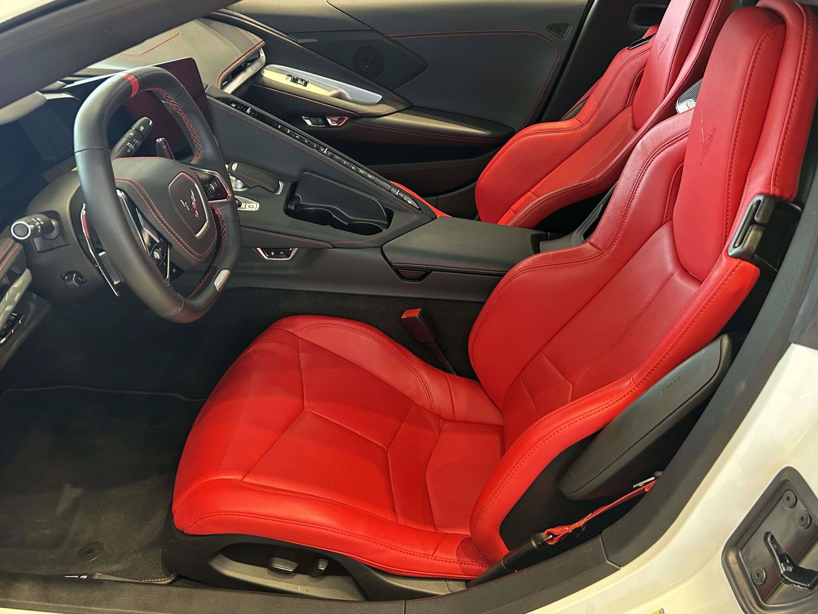 Used 2025 Chevrolet Corvette E-Ray AWD/4WD image 15