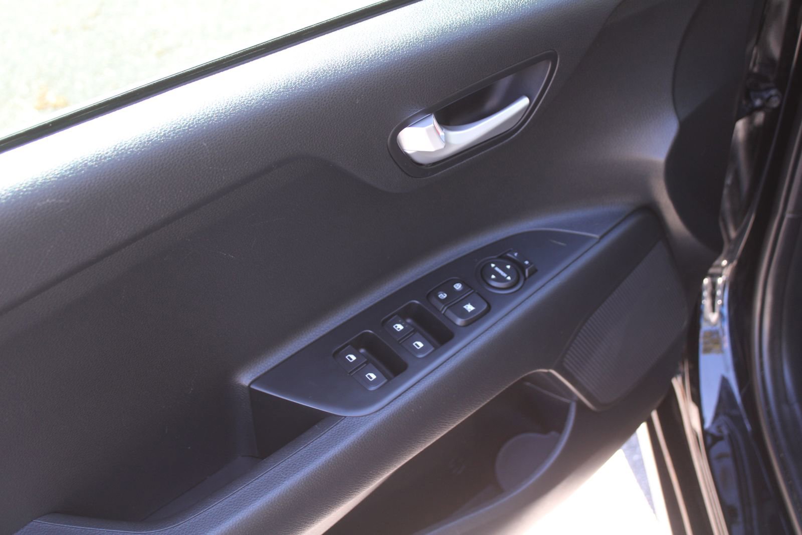 Certified 2023 Kia Rio LX image 18