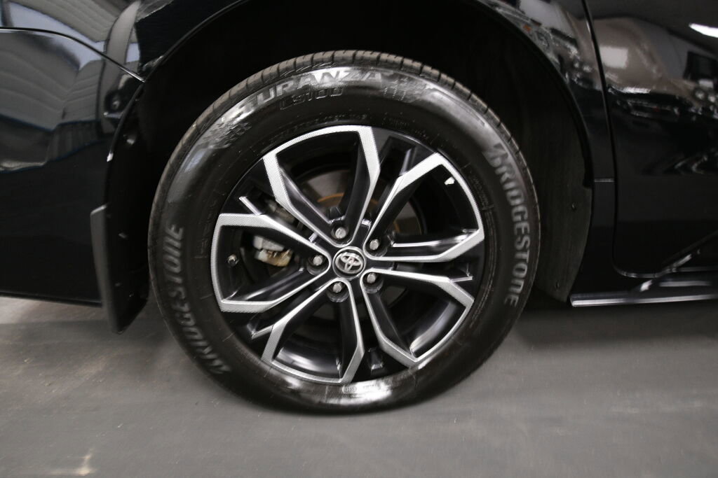 Used 2025 Toyota Sienna Platinum AWD/4WD image 34