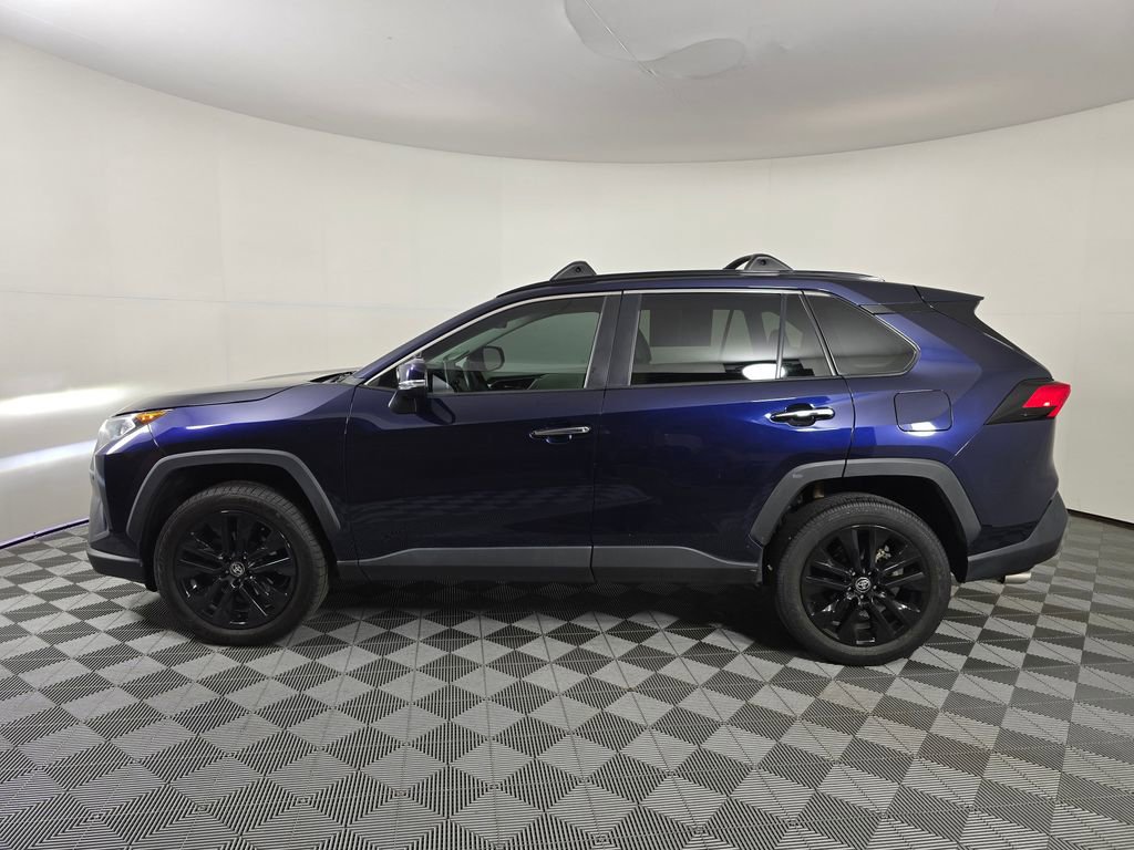 Used 2021 Toyota RAV4 Limited FWD image 4