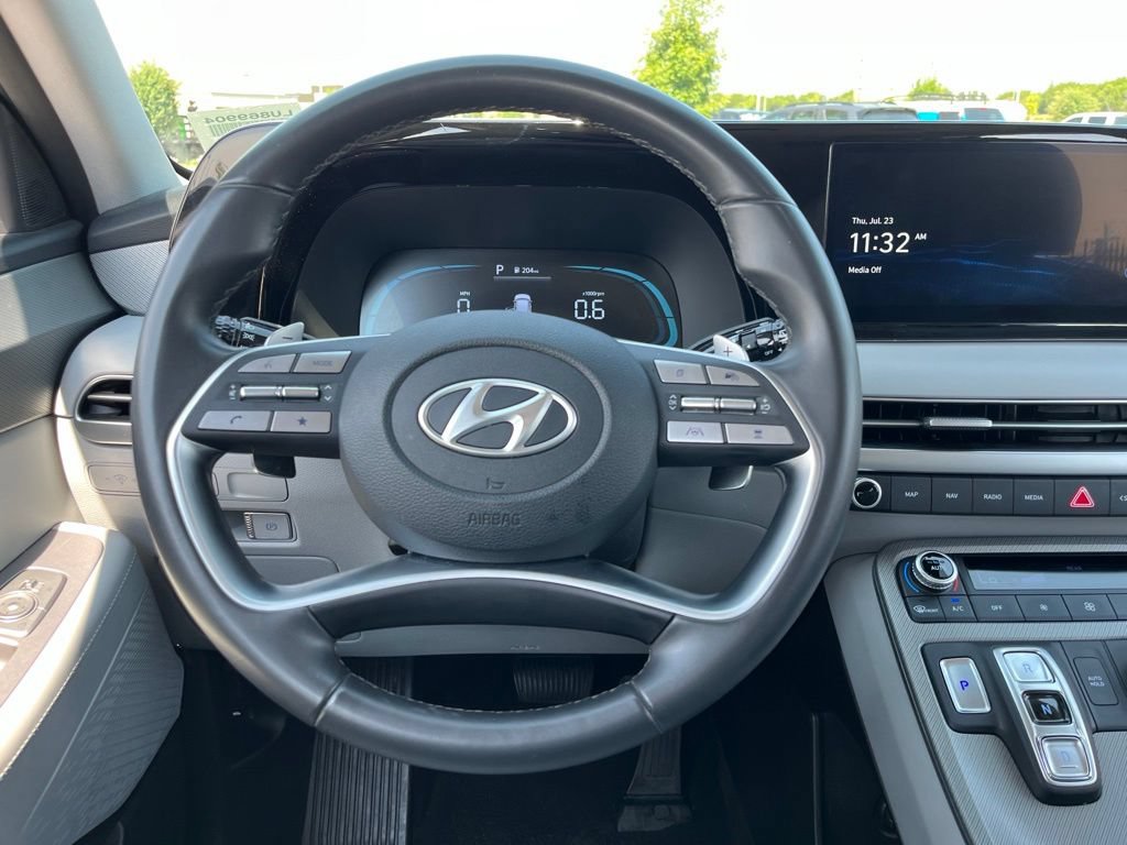 Used 2025 Hyundai Palisade SEL FWD image 15
