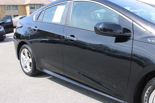 Used 2017 Chevrolet Volt LT w/ Comfort Package image 47