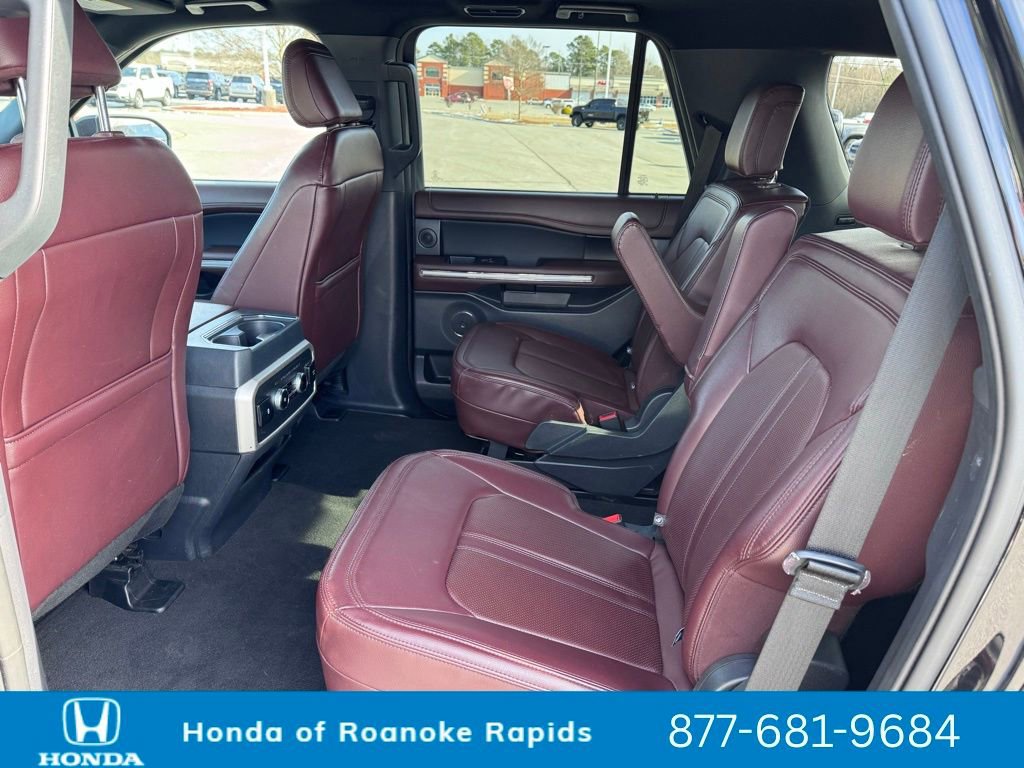 Used 2024 Ford Expedition Limited image 34