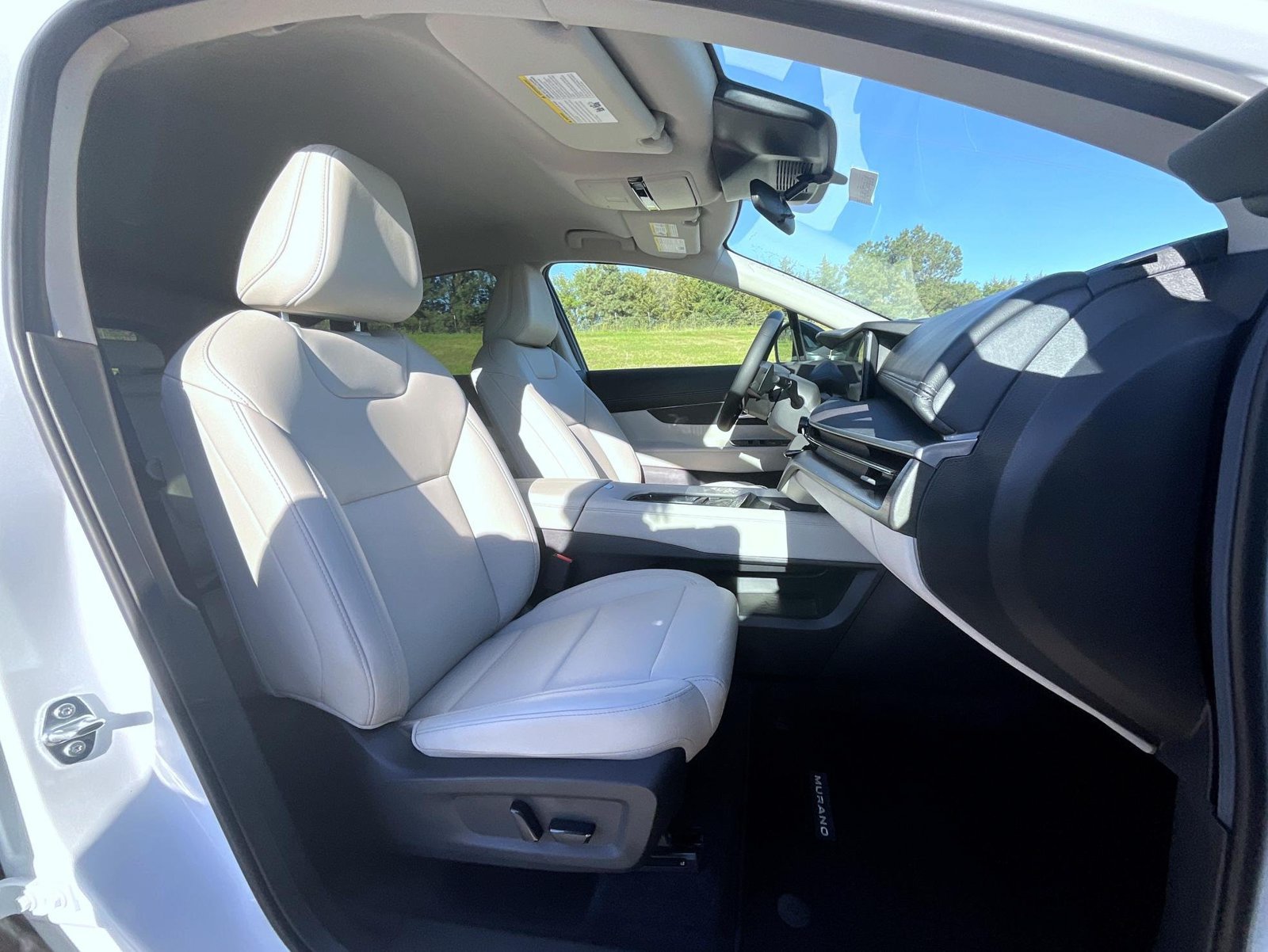 Certified 2025 Nissan Murano SV AWD/4WD image 17