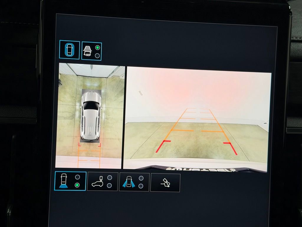 Certified 2025 GMC Acadia Elevation AWD/4WD image 37