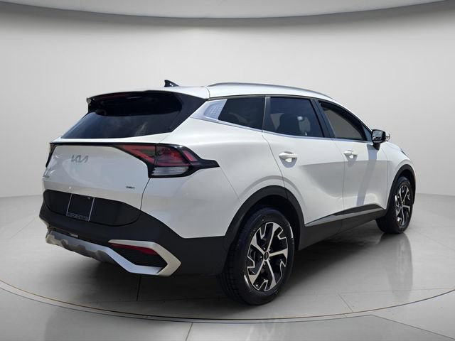 Used 2023 Kia Sportage EX AWD/4WD image 8