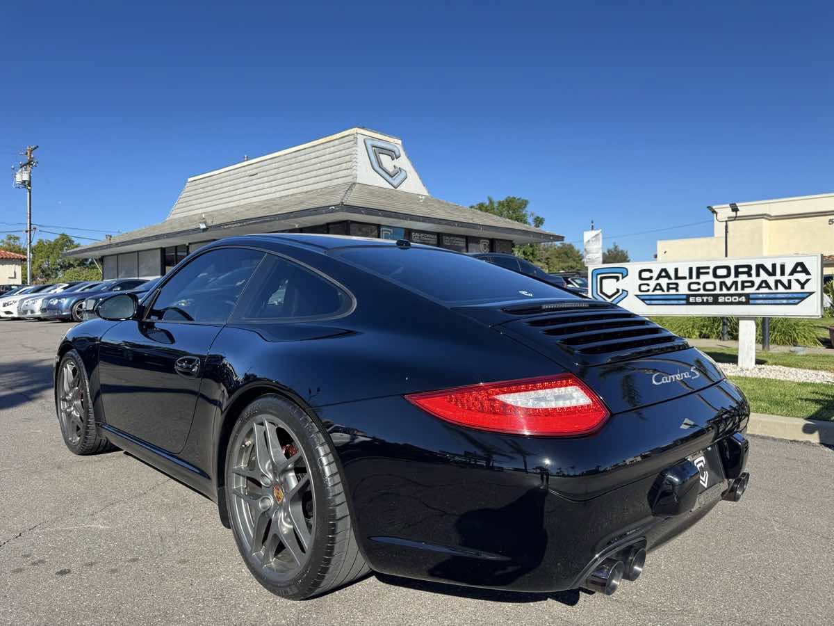 Used 2009 Porsche 911 Carrera S image 4