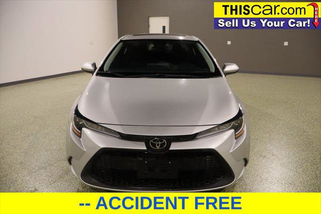 Used 2020 Toyota Corolla LE image 2