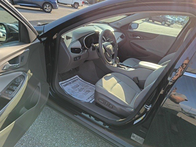 Used 2020 Chevrolet Malibu LT image 11