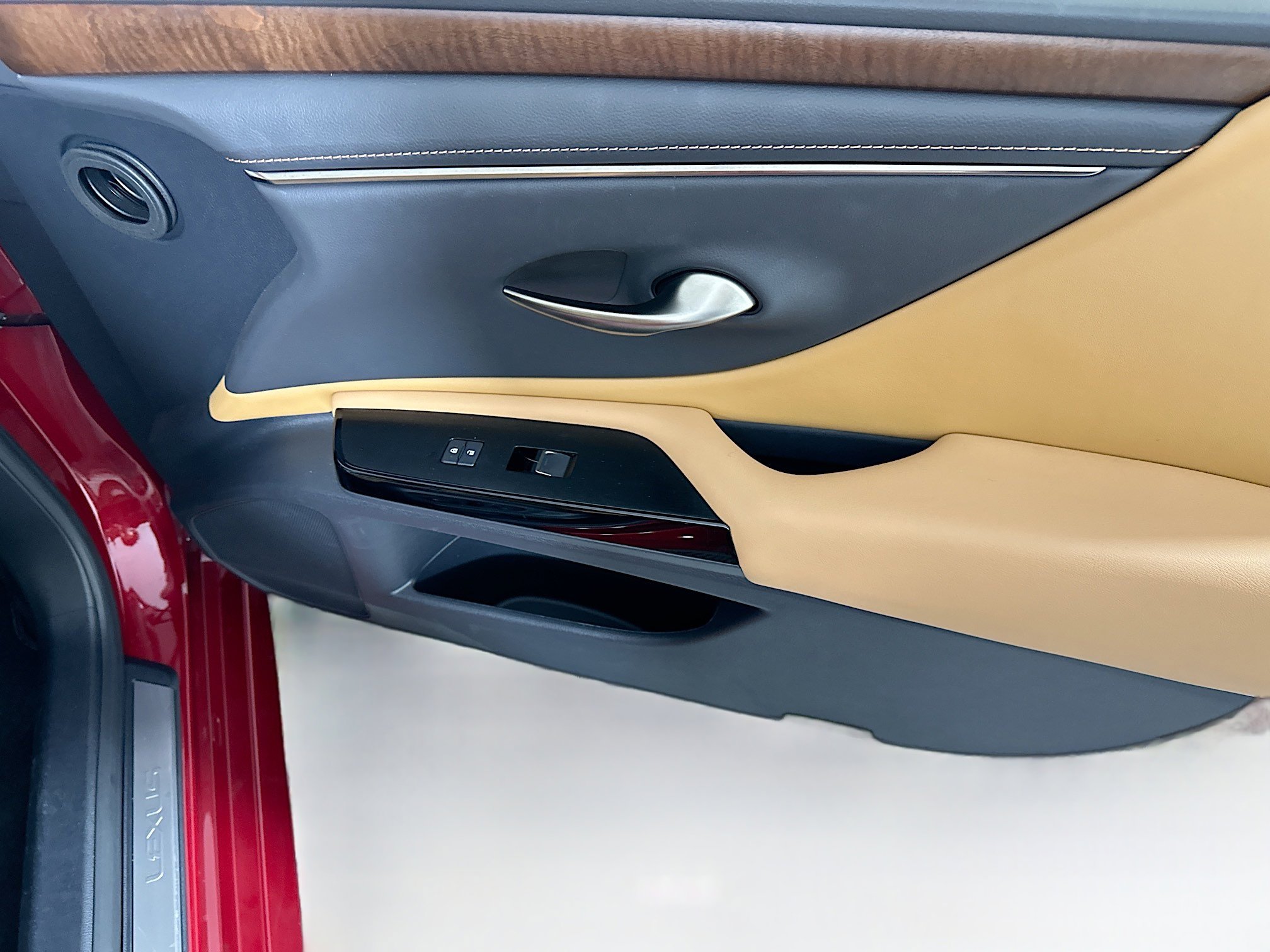 Used 2022 Lexus ES 350 w/ Premium Package image 32