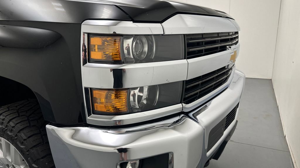 Used 2015 Chevrolet Silverado 2500 LTZ w/ Duramax Plus Package AWD/4WD image 14