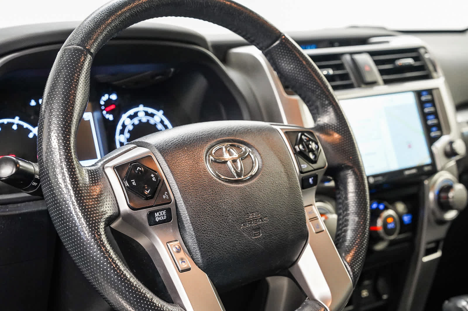 Used 2024 Toyota 4Runner SR5 Premium AWD/4WD image 20