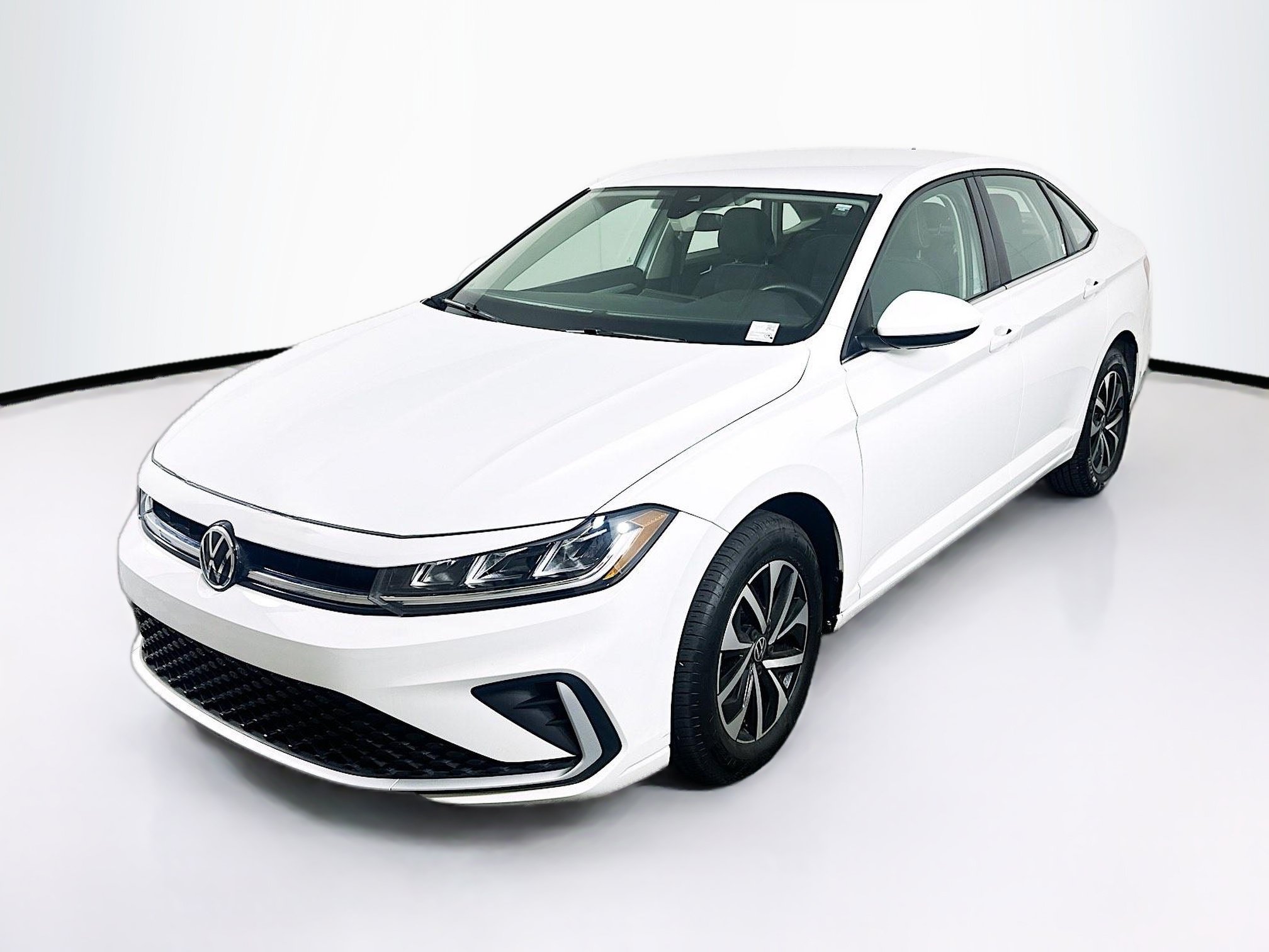 Used 2025 Volkswagen Jetta S FWD image 3