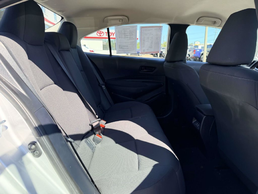 Certified 2025 Toyota Corolla LE FWD image 14