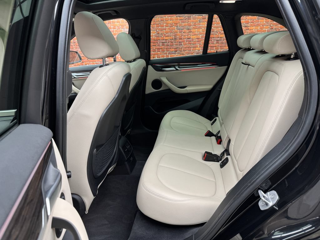 Used 2022 BMW X1 xDrive28i w/ Convenience Package AWD/4WD image 24