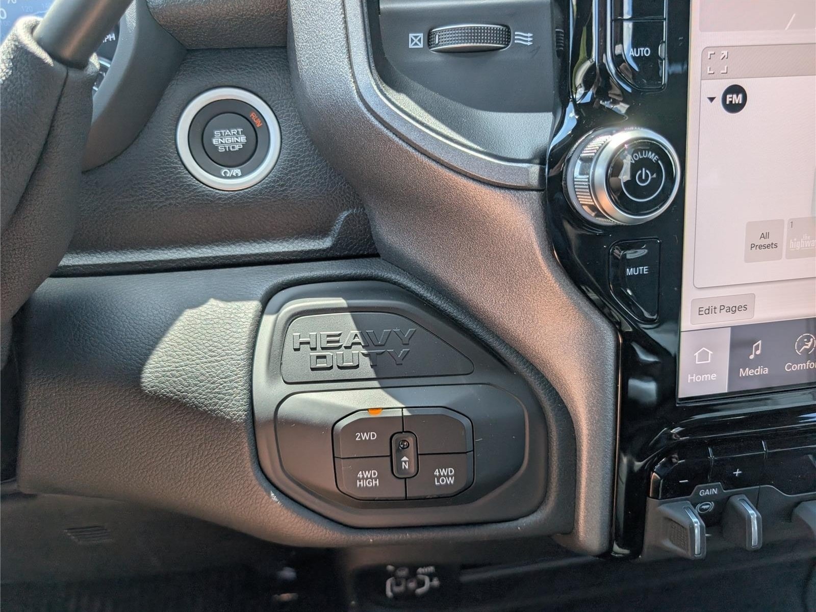 New 2026 RAM 2500 Tradesman AWD/4WD image 14