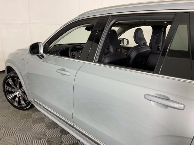 Certified 2024 Volvo XC90 T8 Ultimate w/ Protection Package AWD/4WD image 37