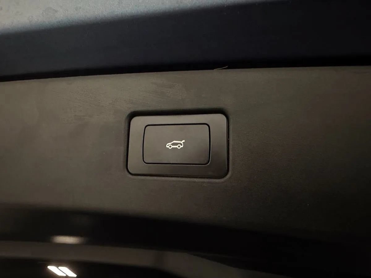 Used 2023 Fisker Ocean One AWD/4WD image 35