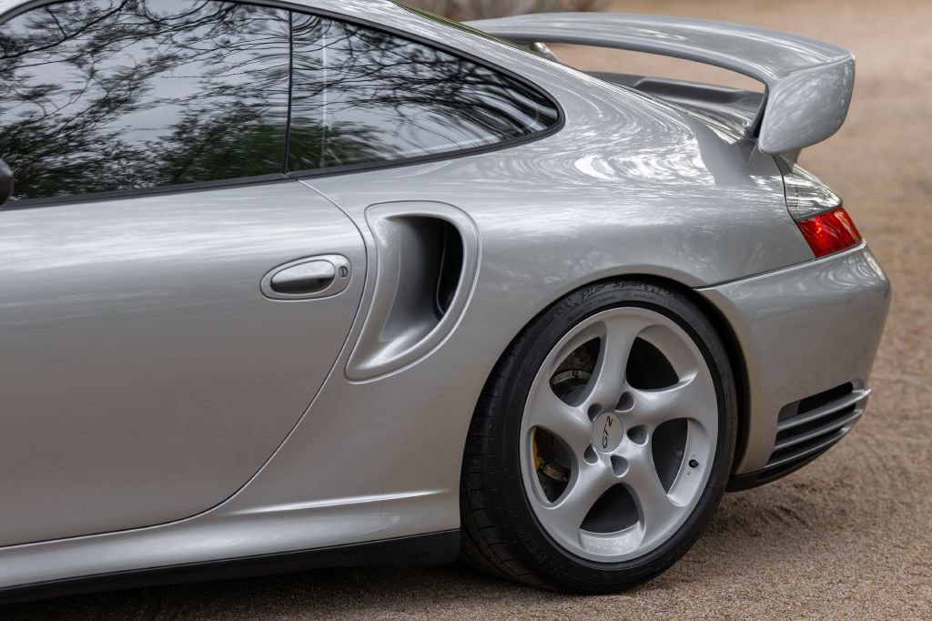 Used 2002 Porsche 911 GT2 image 11