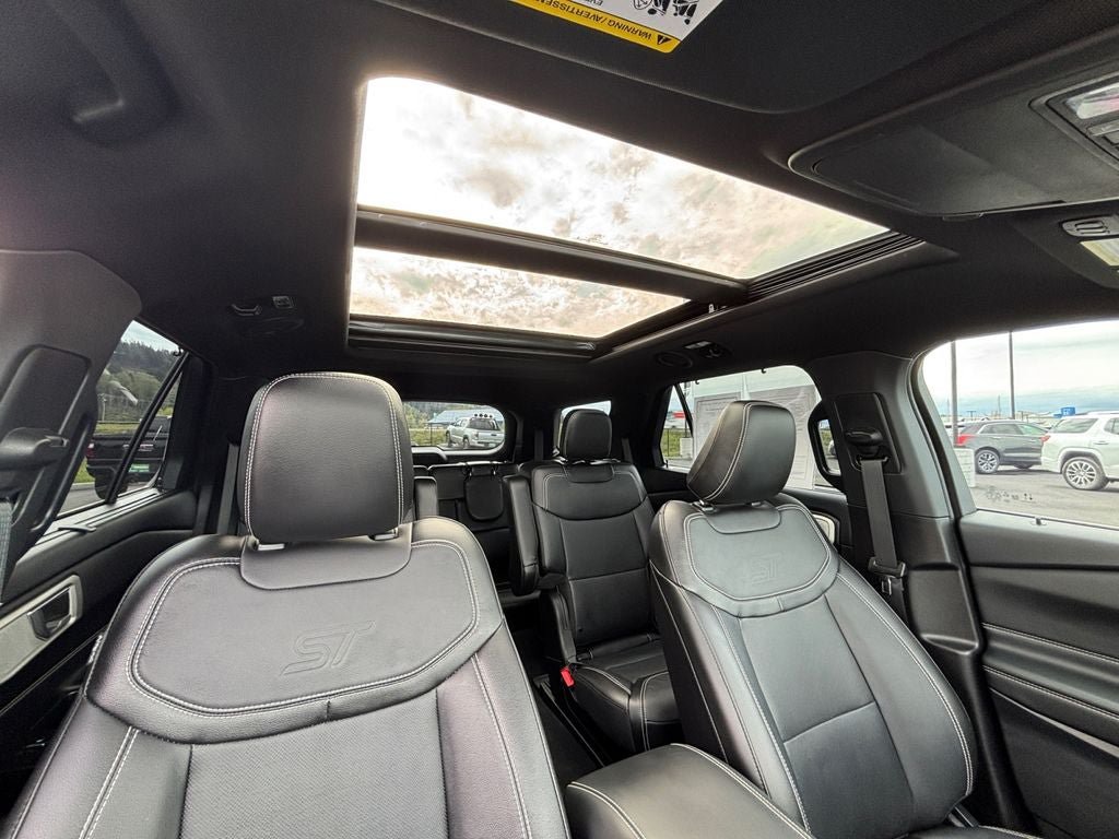 Used 2023 Ford Explorer ST w/ Equipment Group 401A AWD/4WD image 27