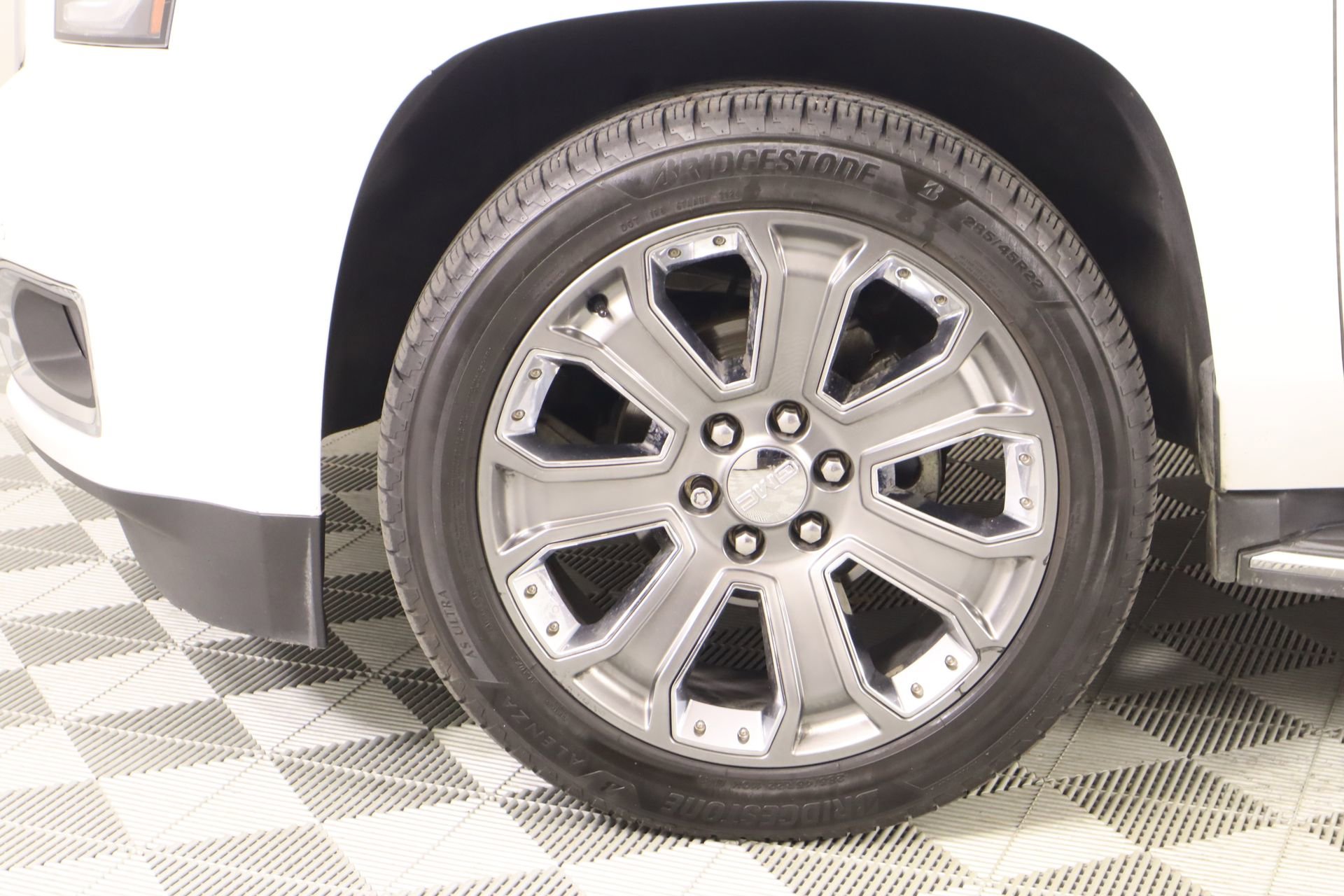 Used 2016 GMC Yukon Denali w/ Open Road Package image 22