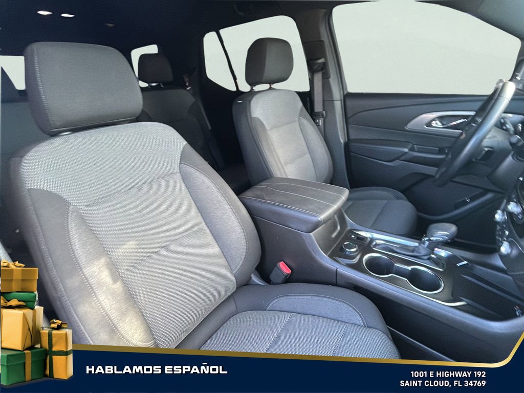 Used 2023 Chevrolet Traverse LT image 26