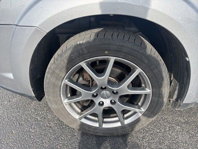 Used 2016 Dodge Journey R/T FWD image 9