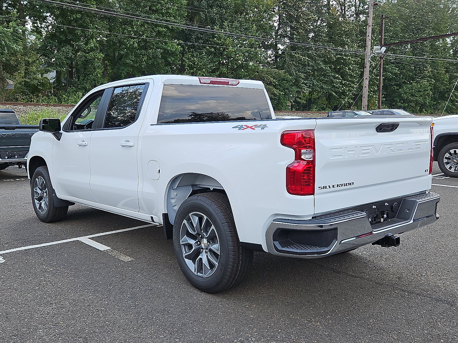 New 2026 Chevrolet Silverado 1500 LT image 3